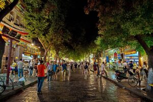 Xi'an Muslim Quarter evening food street for a Terracotta Army same-day plan