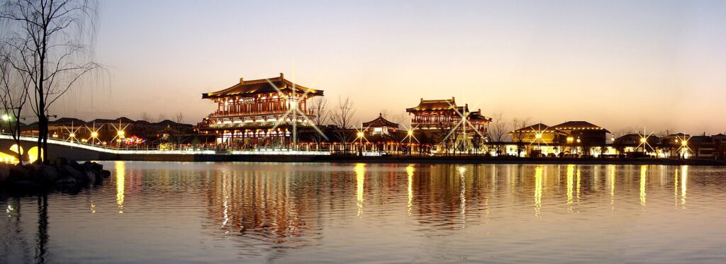 Xi'an Qujiang area for a Tang Paradise evening plan