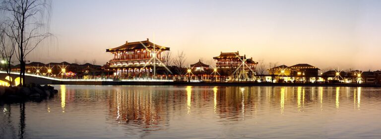 Xi'an Qujiang area for a Tang Paradise evening plan