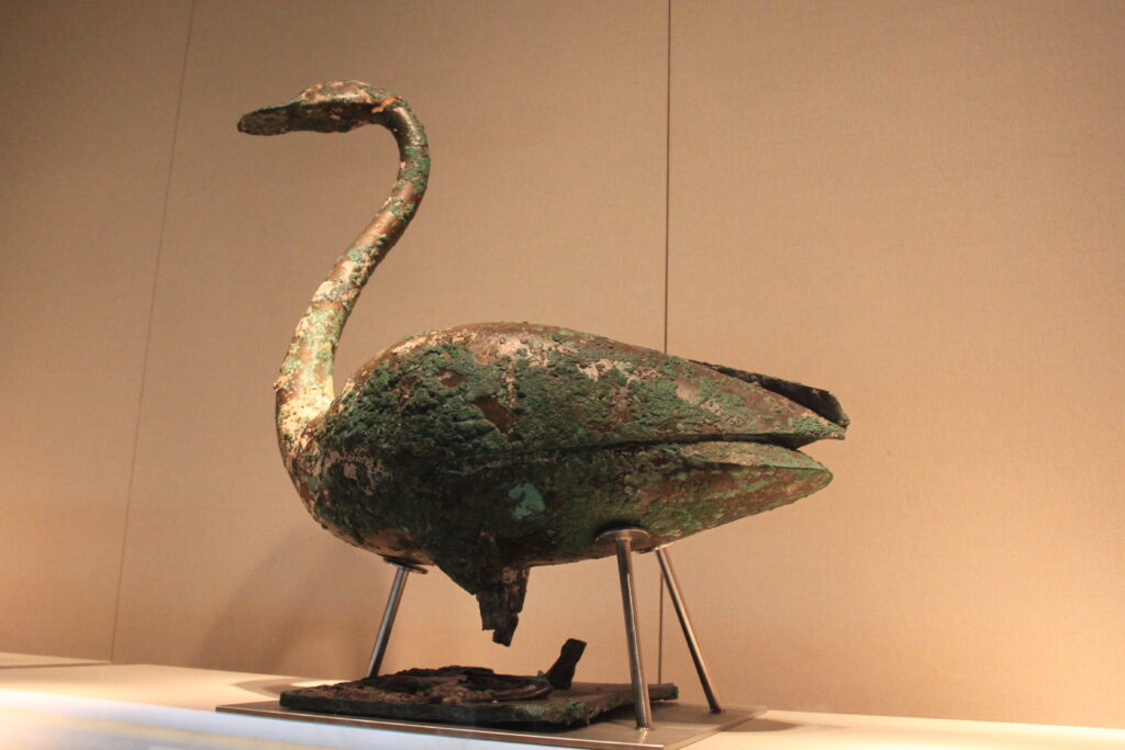 Bronze swan from the Qin mausoleum water bird burial